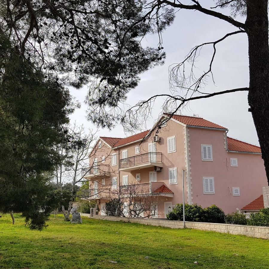 Ruzica Apartments Mirca  Exterior photo